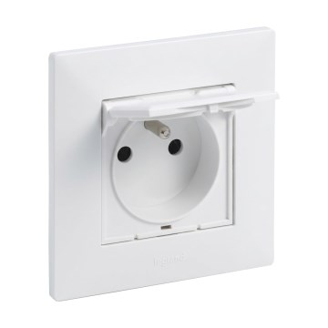 Legrand - Vonkajšia zásuvka s rámikom NILOE STEP 250V IP44 biela