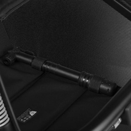 Lionelo - Športový kočík AZURA čierna/sivá