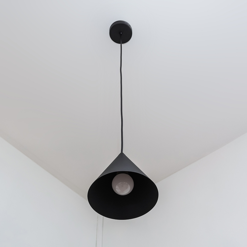 Luster na lanku ETNA II 1xE27/15W/230V, priemer 18,5 cm, čierny