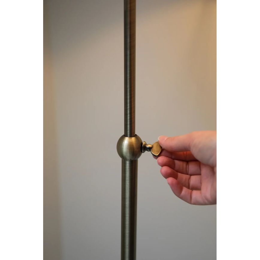Markslöjd 108972 - Stojacia lampa OXFORD 1xE14/40W/230V biela/mosadz