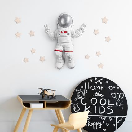 Nástenná dekorácia 47x35 cm astronaut strieborná