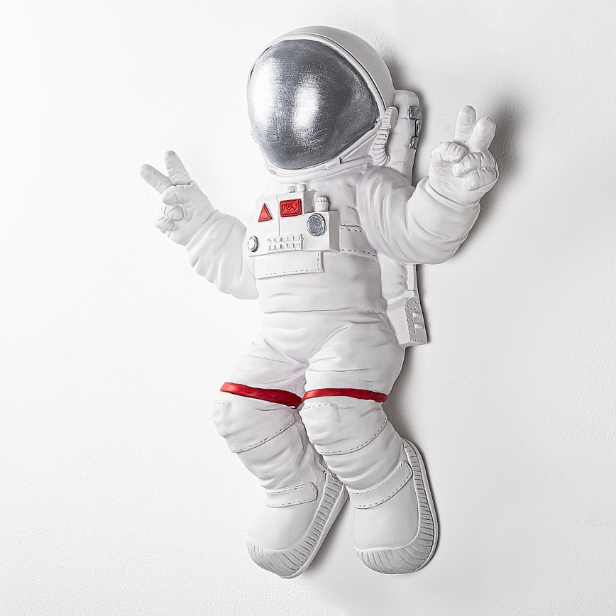 Nástenná dekorácia 47x35 cm astronaut strieborná