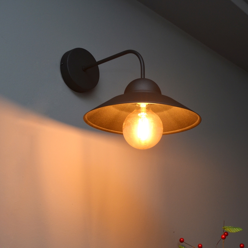 Nástenná lampa SORAPIS 1xE27/15W/230V čierna