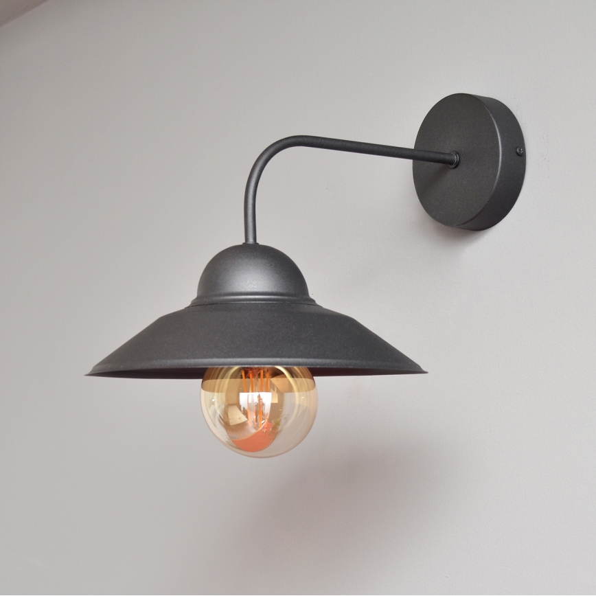 Nástenná lampa SORAPIS 1xE27/15W/230V čierna