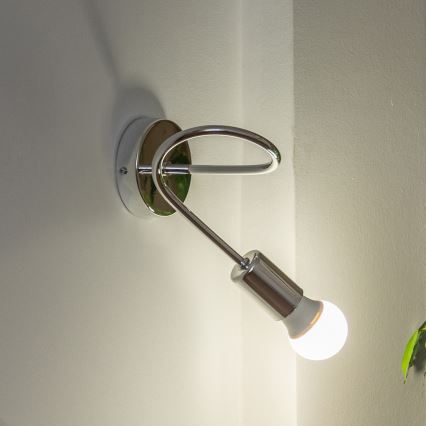 Nástenná lampička OXFORD 1xE27/15W/230V lesklý chróm