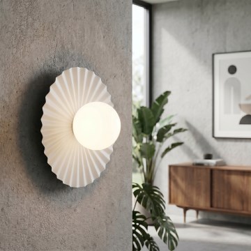 Nástenné svietidlo UMBRA 1xG9/8W/230V biela