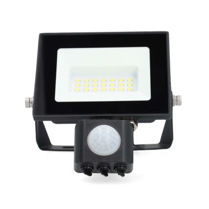 LED reflektor so senzorom LED/20W/230V 4000K IP44