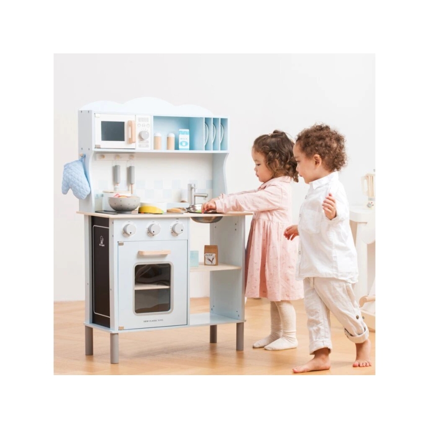 New Classic Toys - Drevená kuchynka s príslušenstvom svetlomodrá