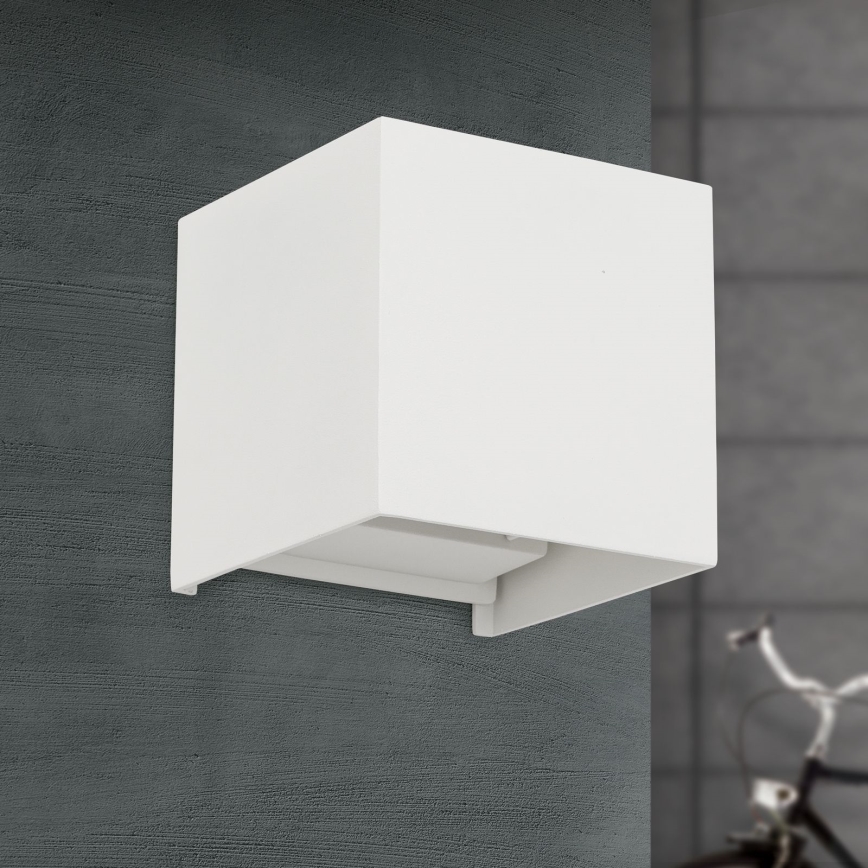 LED Vonkajšie nástenné svietidlo CUBE 2xLED/3W/230V IP54 biela