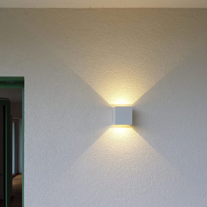 LED Vonkajšie nástenné svietidlo CUBE 2xLED/3W/230V IP54 biela