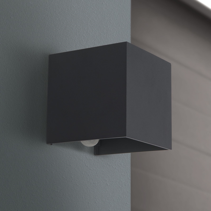 LED Vonkajšie nástenné svietidlo so senzorom pohybu a súmraku CUBE-S LED/13W/230V IP54 antracit