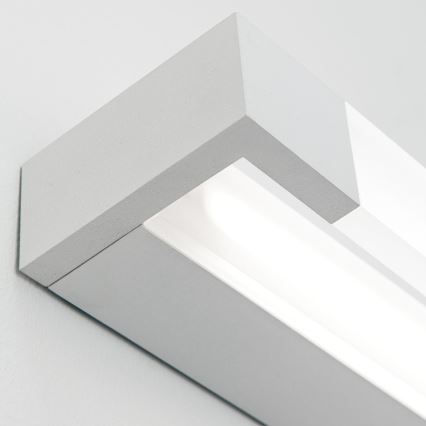 LED Kúpeľňové osvetlenie zrkadla MARILYN LED/21W/230V 57 cm IP44 biela