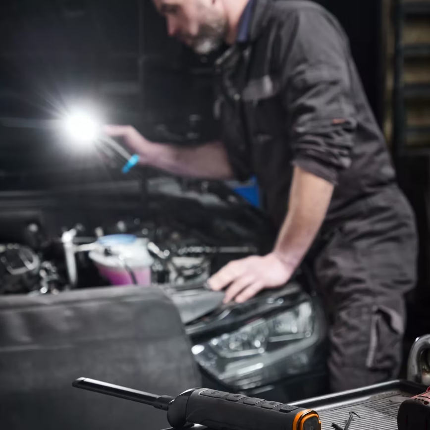 Osram - Bezdrôtová magnetická nabíjačka LEDINSPECT DUAL CHARGE PAD 5V