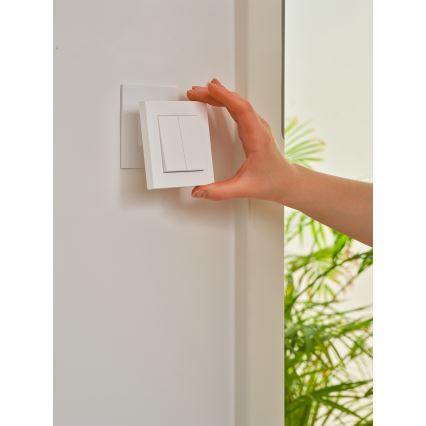 Osram - Bezdrôtový 2-tlačidlový vypínač SMART+ 5V Wi-Fi