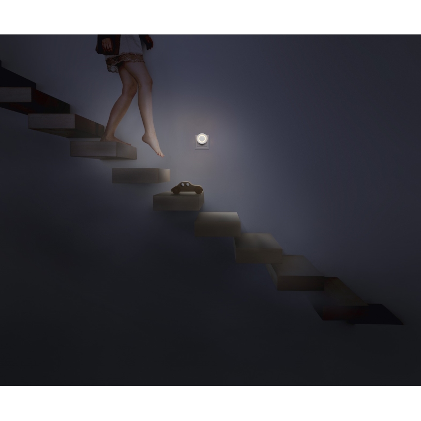 Osram - LED nočné svetlo so senzorom pohybu a súmraku LUNETTA LED/0,31W/230V biela