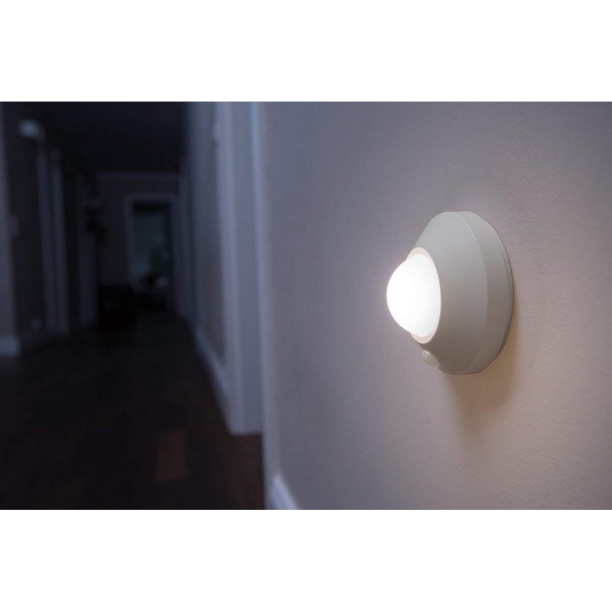 Osram - LED Vonkajšie nástenné svietidlo so senzorom NIGHTLUX LED/1,7W/3xAAA IP54