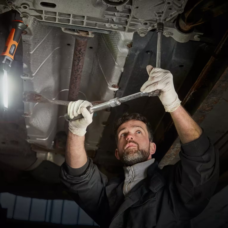 Osram - LED stmievateľná nabíjateľná baterka LEDINSPECT SLIM MAX1000 LED/9W/3,7V IP65 2600 mAh