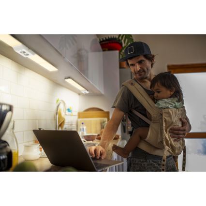 Osram - LED stmievateľné podskrinkové svietidlo so zásuvkami UNDERCABINET LED/10W/230V 3000K 54,8 cm biela