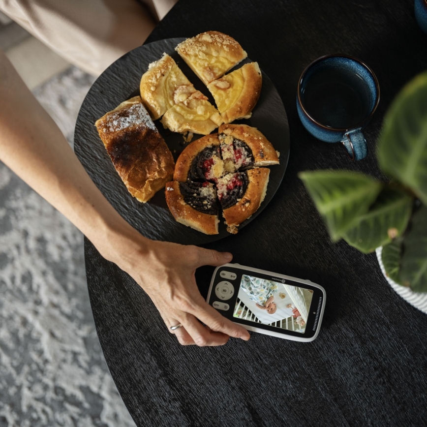 PETITE&MARS - Detská chôvička s monitorom NANO 4.0 3,7V 1760 mAh