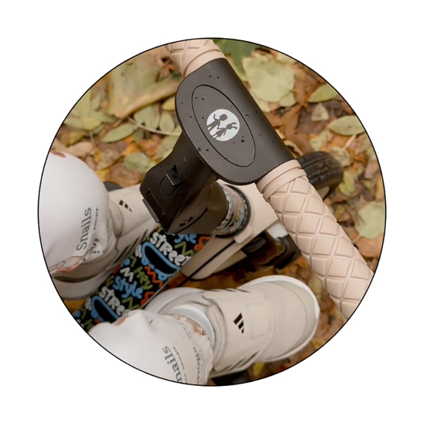 PETITE&MARS - Detská trojkolka 5v1 TURBO LIMITED City Beat