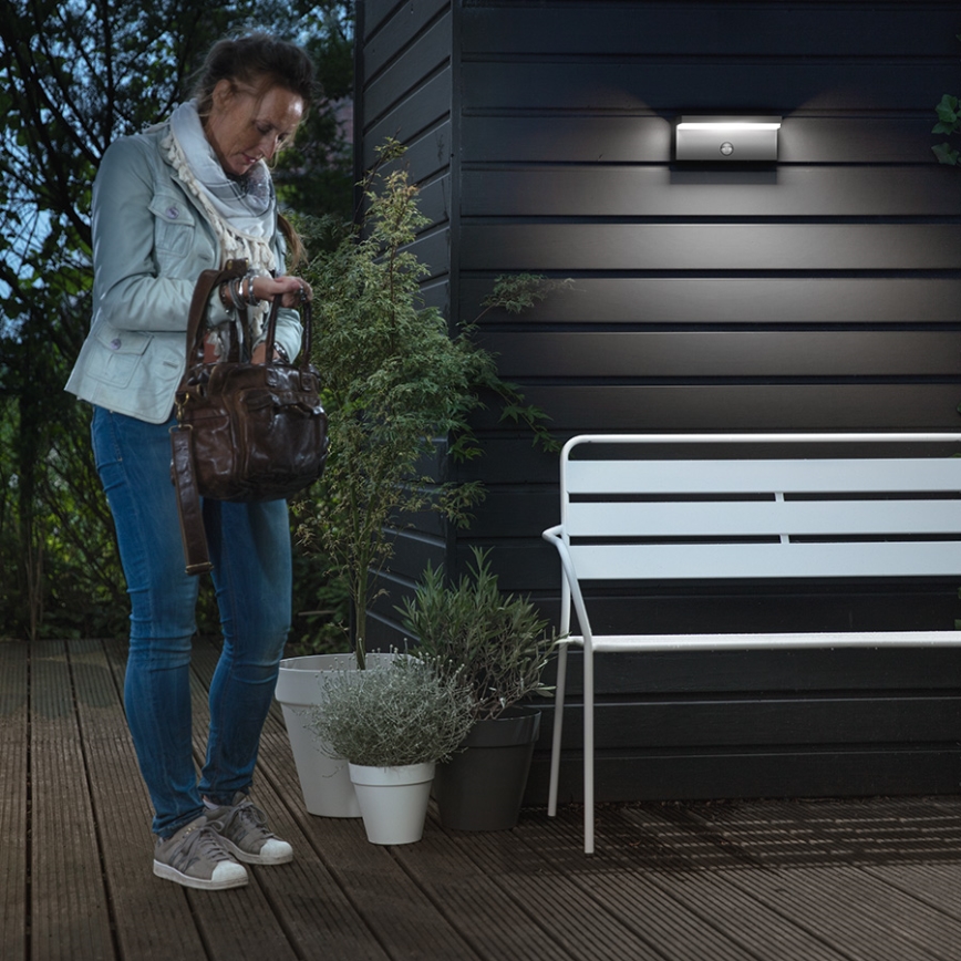 Philips 16484/93/P3 - LED vonkajšie nástenné svietidlo senzor BUSTAN 2xLED/4,5W