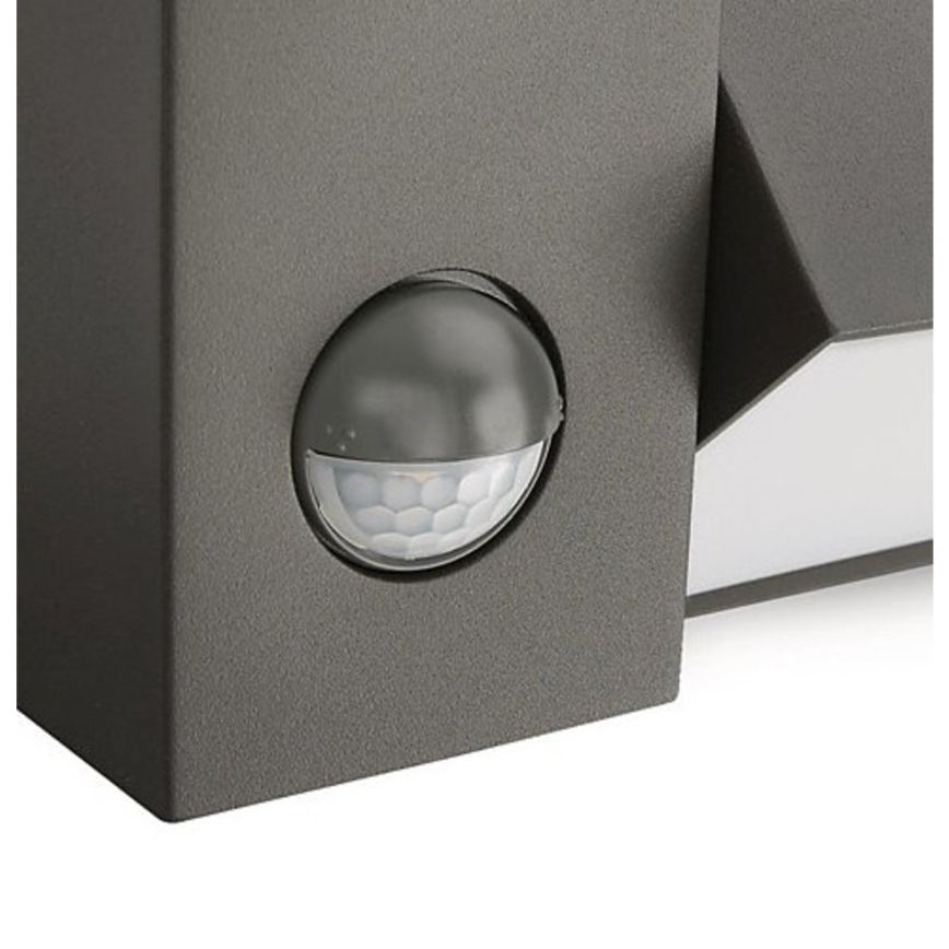Philips 16943/93/16 - Vonkajšie svietidlo s čidlom MYGARDEN BORDER 1xE27/23W/230V