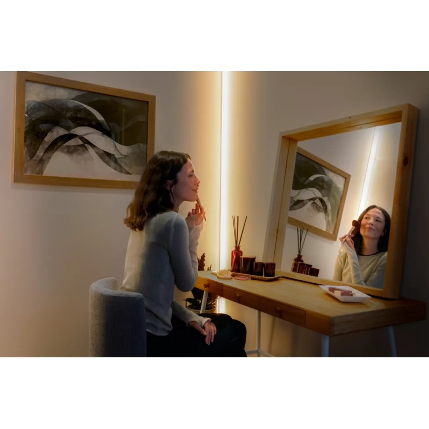 Philips - LED RGBW Stmievateľný pás Hue OMNIGLOW 3m LED/40W/230V 2200-6500K