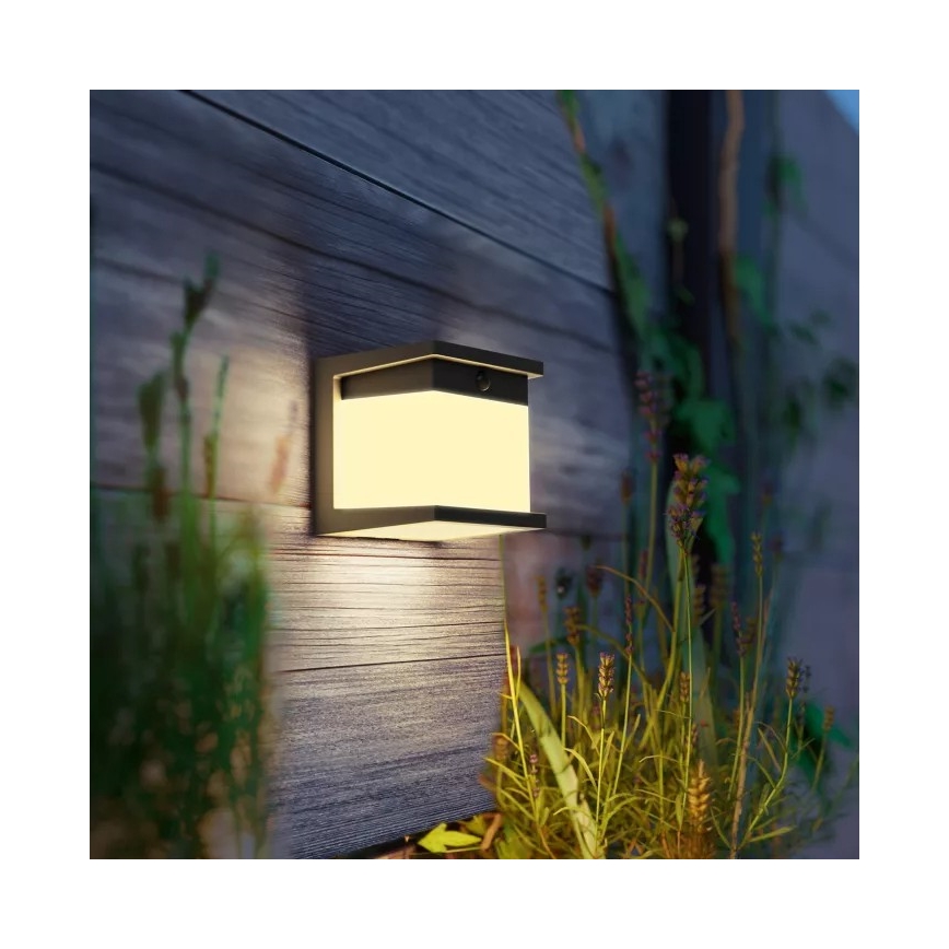 Philips - LED Solárne nástenné svietidlo so senzorom DIARA LED/3,8W/3,7V 800 mAh 2700K IP44 čierna