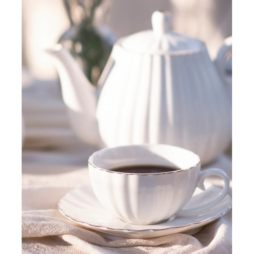 Porcelánová 15-dielna kávová súprava, biela