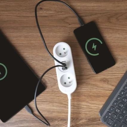 Predlžovací kábel 2Z + 2x USB-A + USB-C 1,4 m