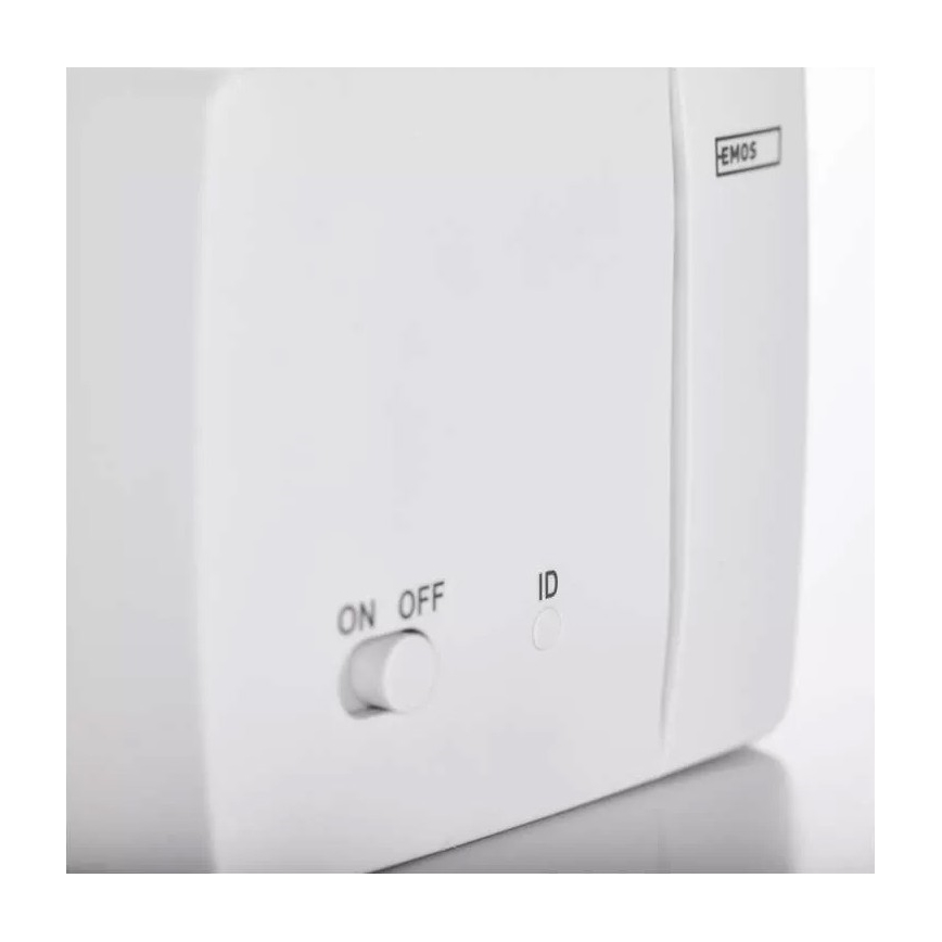Programovateľný termostat 230V+2xAA