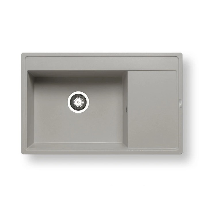 Sivý kuchynský drez s odkvapkávacou plochou je umiestnený na bielom pozadí. Drez má okrúhly výpust a je zobrazený zhora.