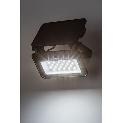 Rabalux - LED solárny reflektor so senzorom LED/6W/3,7V 3000/4000/6500K IP65 2200 mAh