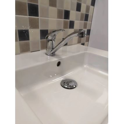 RAV Slezák SA015.0 - Umývadlová batéria SAZAVA 15 cm lesklý chróm