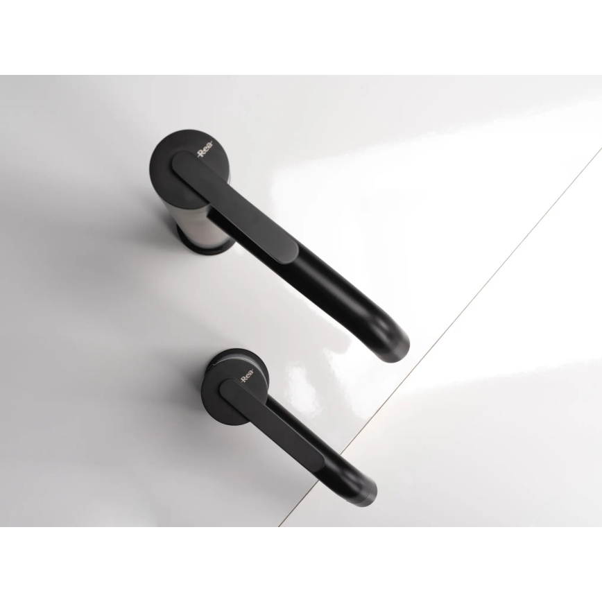 REA-B5504 - Umyvadlová batéria ONTARIO 17,5 cm čierna