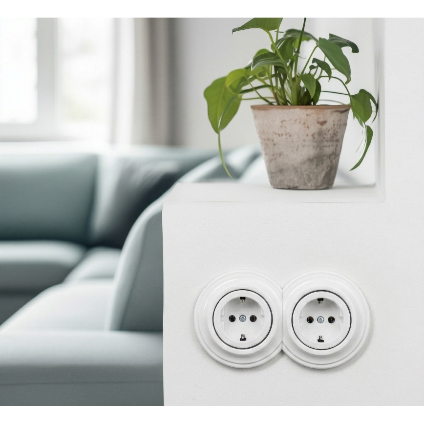 Reblig - Dvojitá retro domová zásuvka s rámčekom SCHUKO 230V snehovo biela