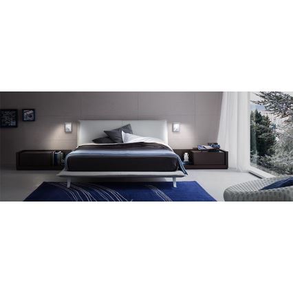 Redo 01-1499 - LED Nástenné bodové svietidlo AGOS LED/6W/230V + LED/3,2W USB biela