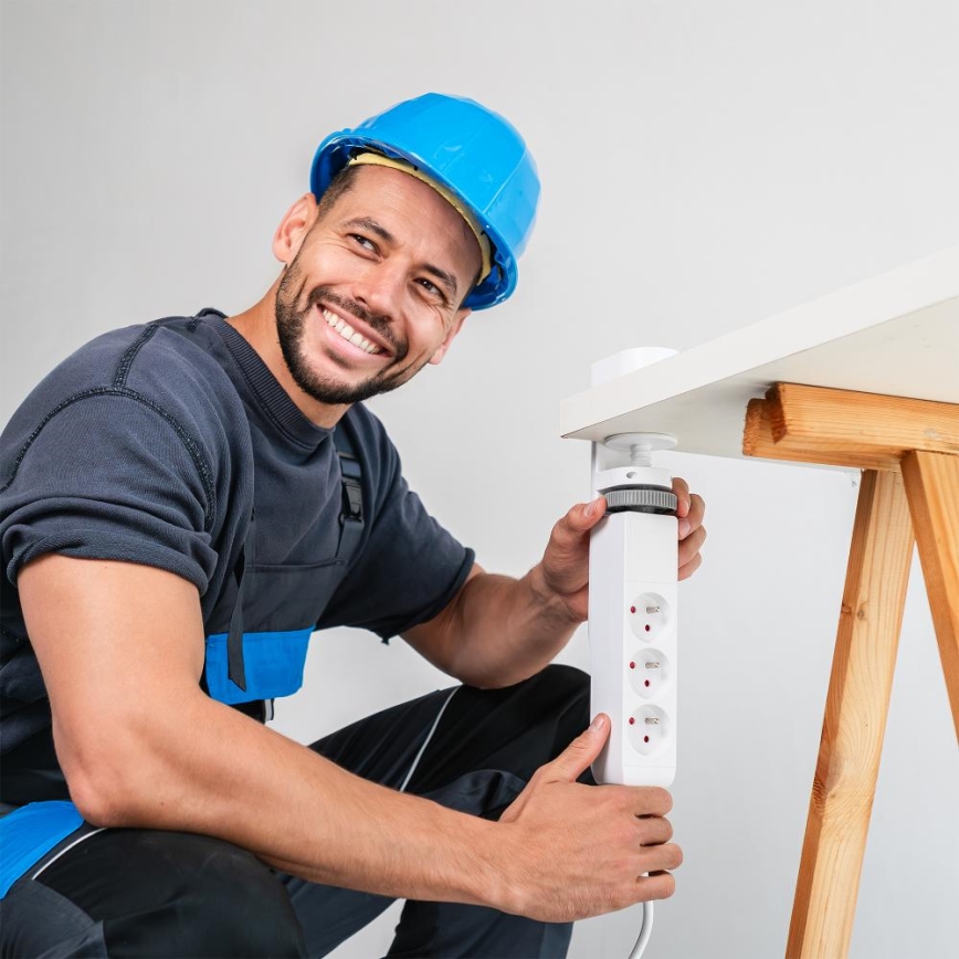 Predlžovací kábel s uchytením na stôl, 3 zásuvky Typ E + 2× USB-A + 1× USB-C, 1,5 m, biela