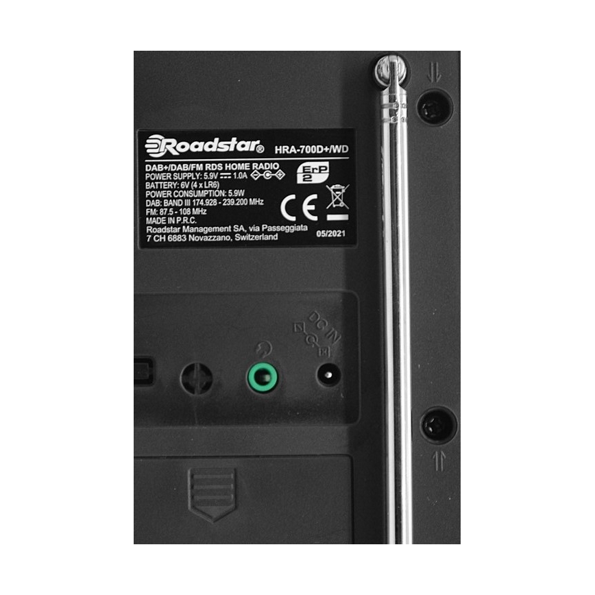 Roadstar HRA-700D+/WD - Rádio s DAB+, FM a budíkom 16W/230V/4xAA