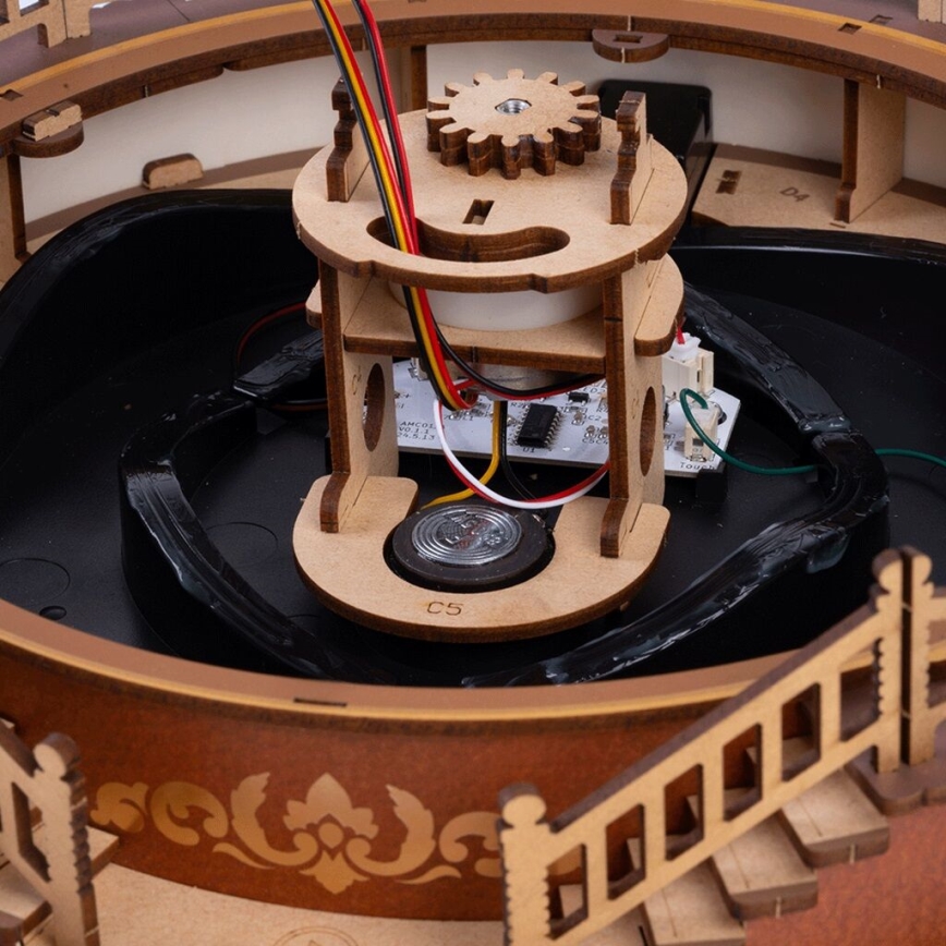 RoboTime - 3D skladačka hracej skrinky Klasický kolotoč 5V