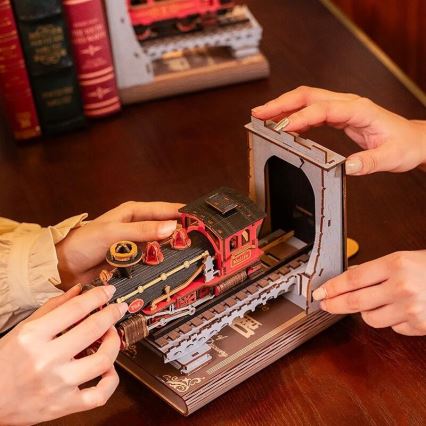 RoboTime - 3D skladačka Zarážka na knihy Historický parný vlak