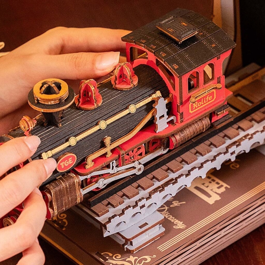 RoboTime - 3D skladačka Zarážka na knihy Historický parný vlak