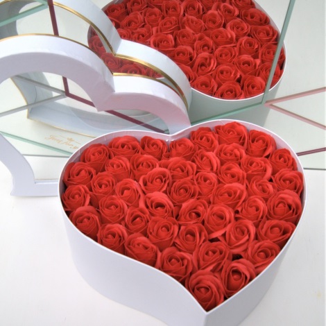 Ruže z penového mydla HEART RED - veľkosť L (43 kusov)