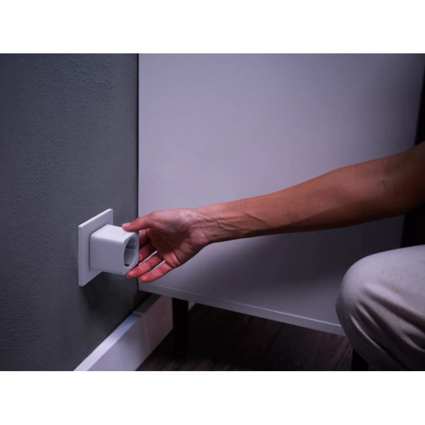 SADA 2x Inteligentná zásuvka Philips Hue Smart plug EU SCHUKO