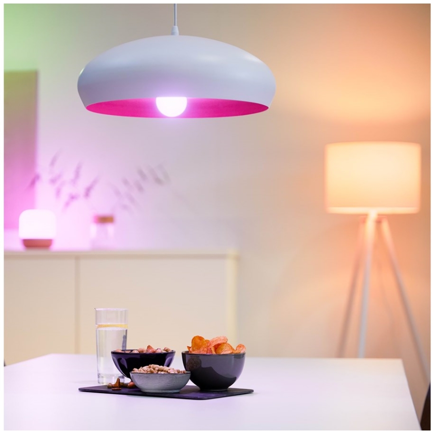 SADA 2x LED RGBW Stmievateľná žiarovka A60 E27/8,5W/230V 2200-6500K Wi-Fi + diaľkové ovládanie - WiZ