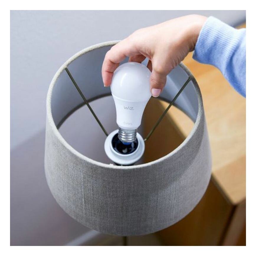 SADA 2x LED Stmievateľná žiarovka A60 E27/9W/230V 2700K Wi-Fi + diaľkové ovládanie - WiZ