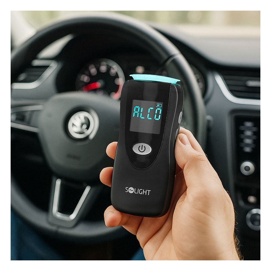 Profesionálny bezdotykový alkotester so snímačom palivového článku (Fuel Cell), 0,0 - 5,0‰ BAC, citlivosť 0,08‰, 3xAA