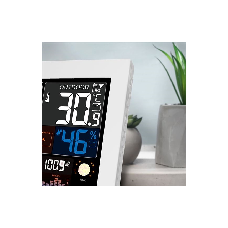 Meteostanica s farebným LCD displejom 5V/2xAA + 2xAA
