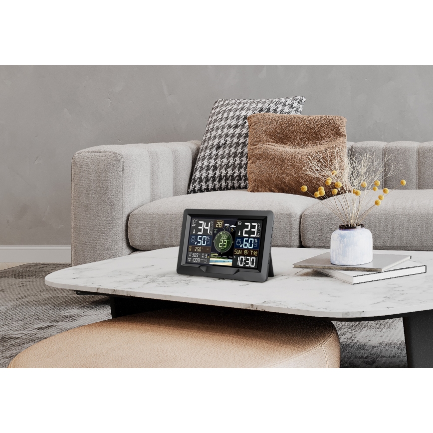 Profesionálna meteostanica s farebným LCD displejom 5V/2xAA + 3xAA + 2xAA Wi-Fi Tuya