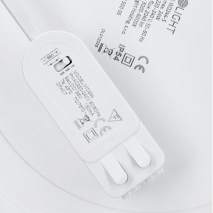 LED prisadený/podhľadový panel 2 v 1 24 W/230 V 3000/4000/6000 K pr. 30 cm IP54 biela